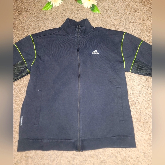 adidas Other - Adidas Sweatershir good condition color black and Line green